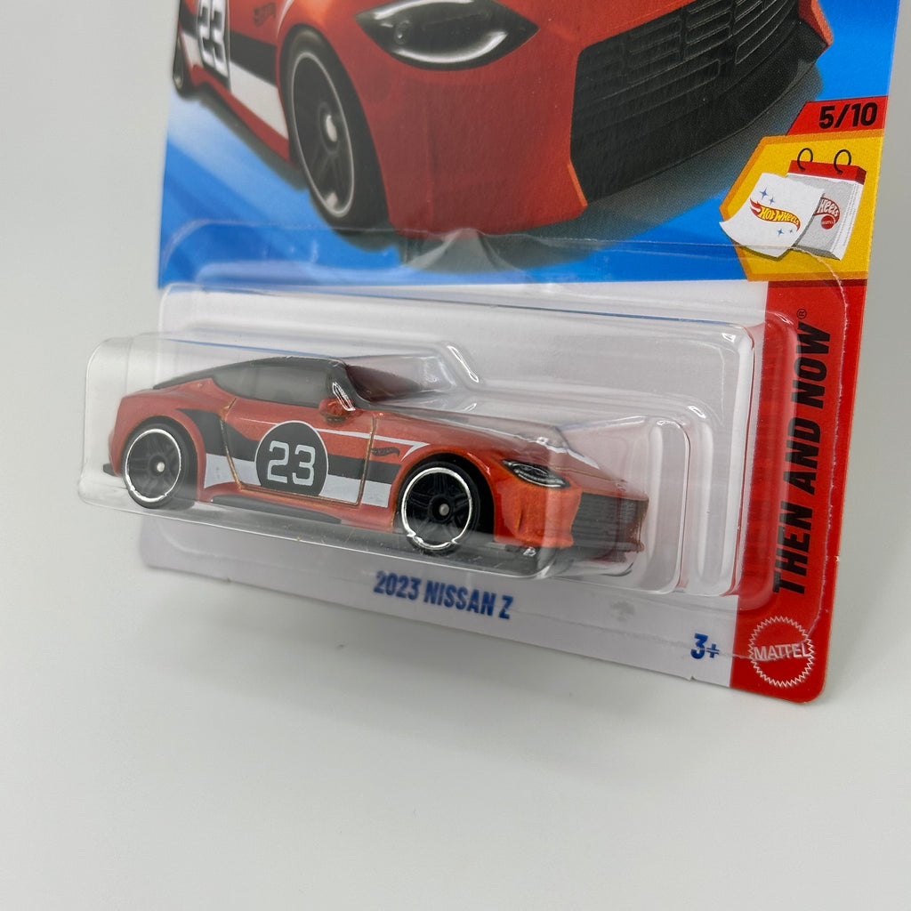 2023 Nissan Z Orange - 1:64 Hot Wheels