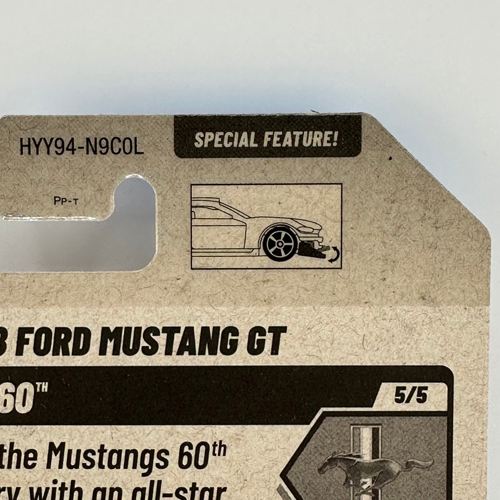 2018 Ford Mustang GT Custom Blue - 1:64 Hot Wheels