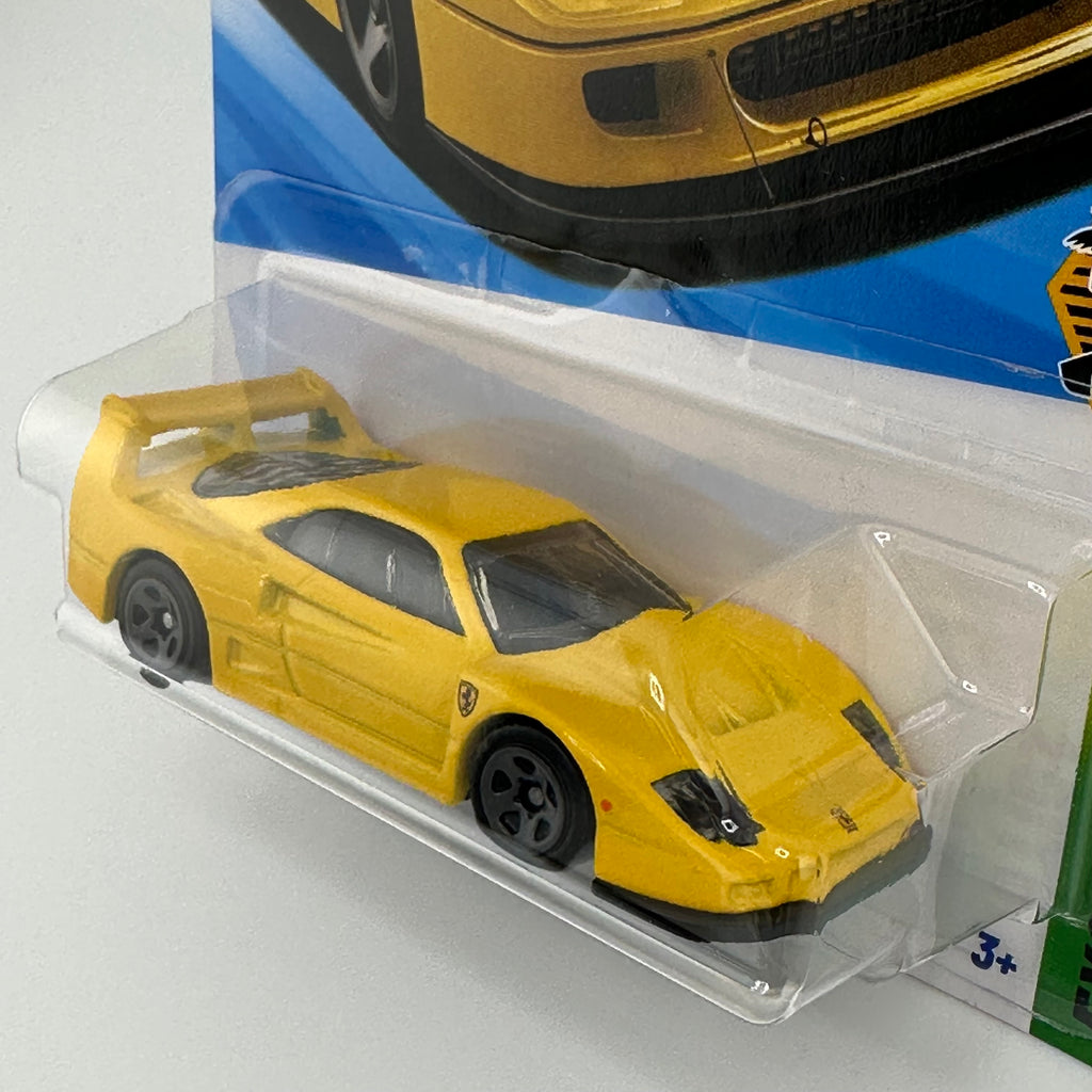 Ferrari F40 Competizione Yellow - 1:64 Hot Wheels