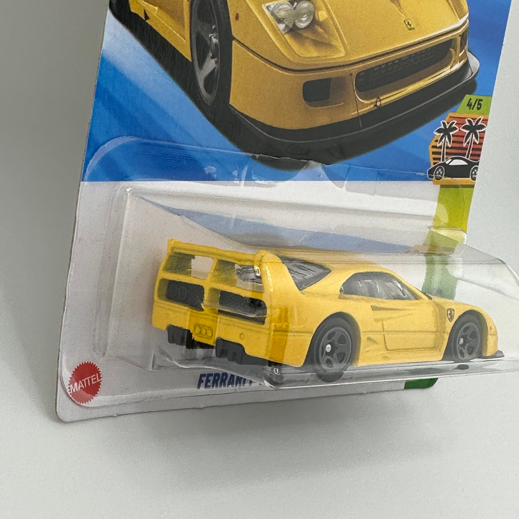 Ferrari F40 Competizione Yellow - 1:64 Hot Wheels