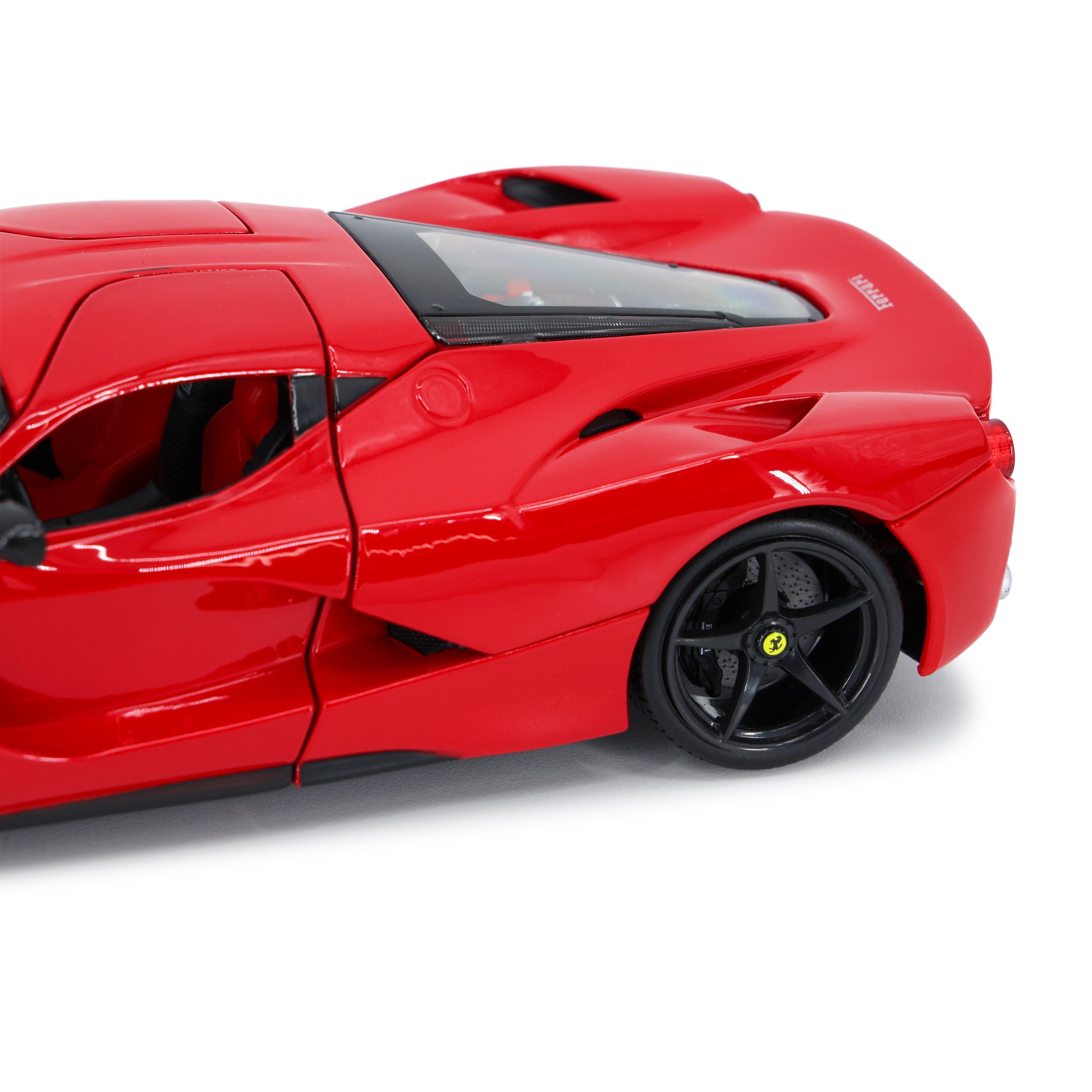 La Ferrari 1/18 Diecast Model - Rosso Corsa Red