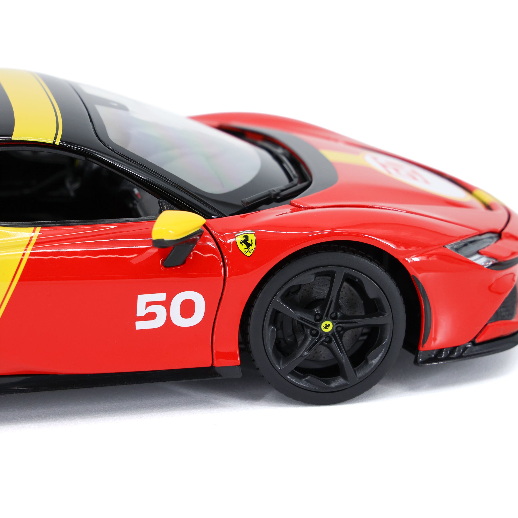 Ferrari SF90 Stradale Assetto Fiorano 1/18 Diecast Model - Red