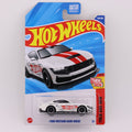 Ford Mustang Dark Horse White - 1:64 Hot Wheels